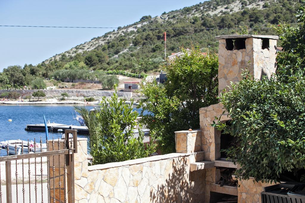 Villa Stana Vinišće Kültér fotó