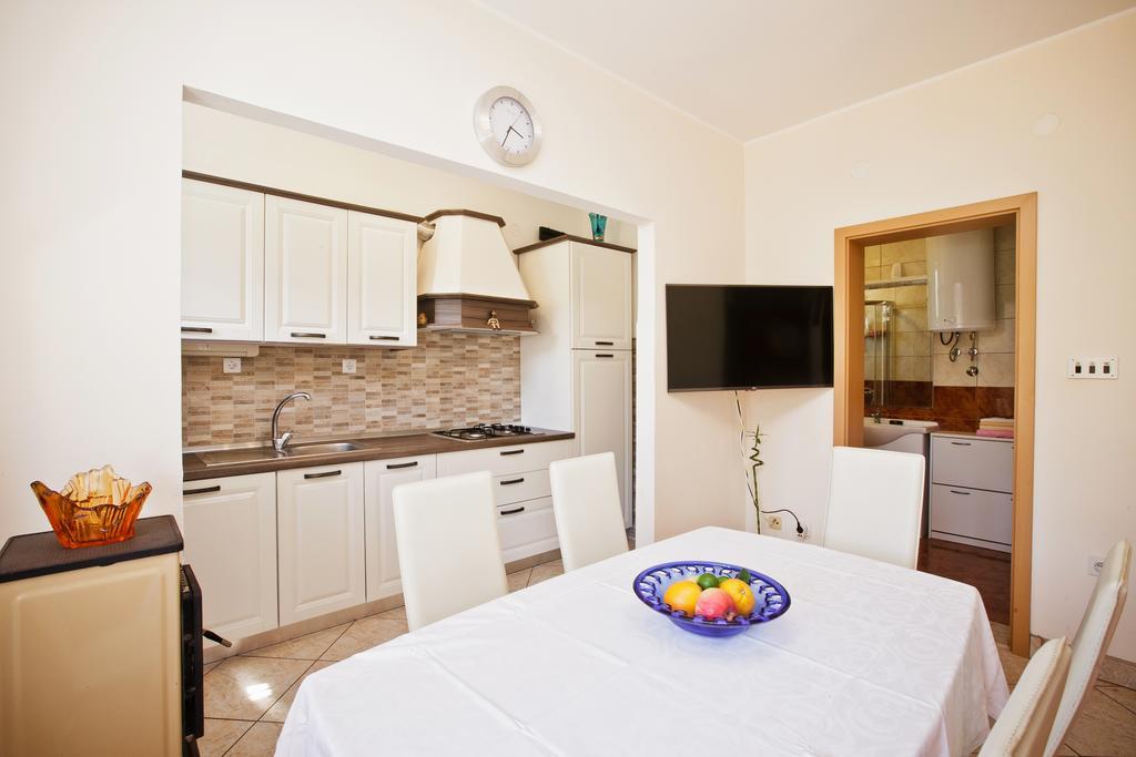 Villa Stana Vinišće Kültér fotó