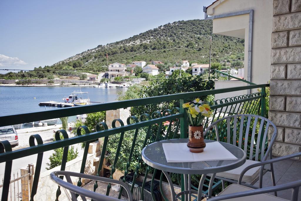 Villa Stana Vinišće Kültér fotó